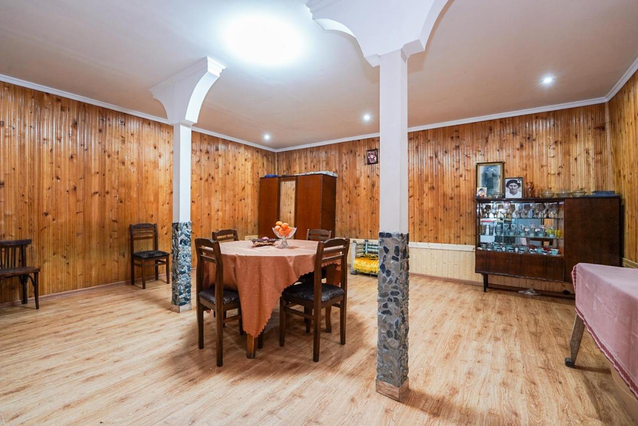 Bori'S Guesthouse Ushguli Extérieur photo